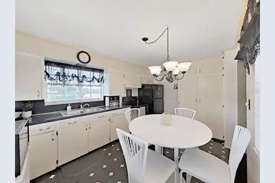 2371 7th Street S, Saint Petersburg, FL 33705 - Photo 35