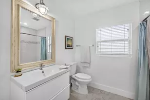 4601 S Clark Ave, Tampa, FL 33611 - Photo 25