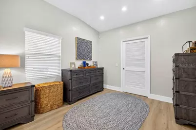 4601 S Clark Avenue, Tampa, FL 33611 - Photo 17