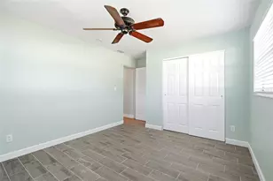 8765 55th Wy N, Pinellas Park, FL 33782 - Photo 17