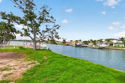 643 Normandy Road, Madeira Beach, FL 33708 - Photo 5