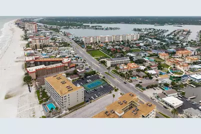 136 175th Terrace Drive E, Redington Shores, FL 33708 - Photo 39