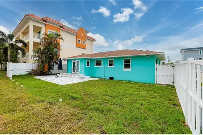 136 175th Terrace Drive E, Redington Shores, FL 33708 - Photo 21