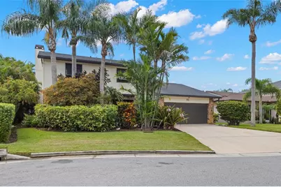 93 S Canal Drive, Palm Harbor, FL 34684 - Photo 3