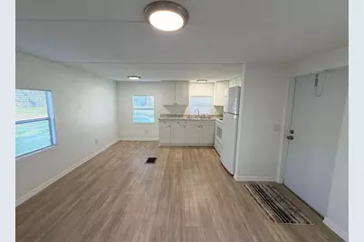 6811 Rochelle Avenue #7, New Port Richey, FL 34655 - Photo 5