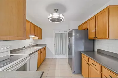 416 S Pebble Beach Boulevard, Sun City Center, FL 33573 - Photo 13