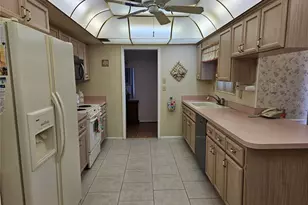 1505 N Pebble Beach Blvd, Sun City Center, FL 33573 - Photo 13
