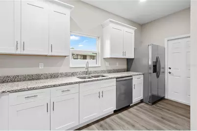 5017 Finders Court, Tampa, FL 33617 - Photo 13