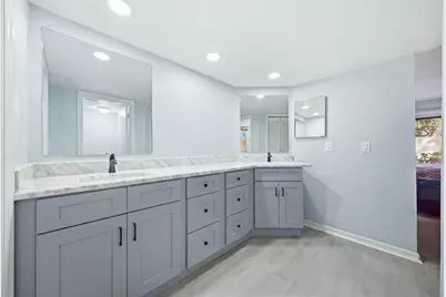3401 Cypress Head Court, Tampa, FL 33618 - Photo 15
