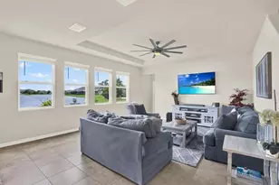 6723 Devesta Loop, Palmetto, FL 34221 - Photo 3