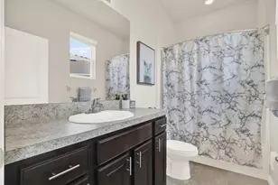 6723 Devesta Loop, Palmetto, FL 34221 - Photo 15
