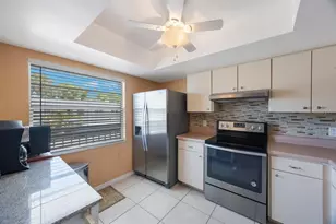 7700 92nd St, Seminole, FL 33777 - Photo 7