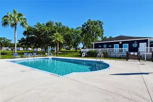 10151 Hamp Dr, Dade City, FL 33525 - Photo 3