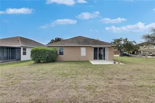 10328 Celtic Ash Dr, Ruskin, FL 33573 - Photo 33