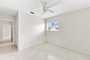 1342 Snell Isle Blvd NE, Saint Petersburg, FL 33704 - Photo 17