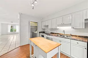1342 Snell Isle Blvd NE, Saint Petersburg, FL 33704 - Photo 9