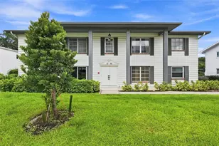 1342 Snell Isle Blvd NE, Saint Petersburg, FL 33704 - Photo 1