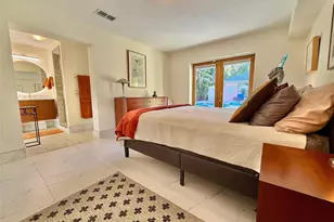 237 20th Ave SE, Saint Petersburg, FL 33705 - Photo 9