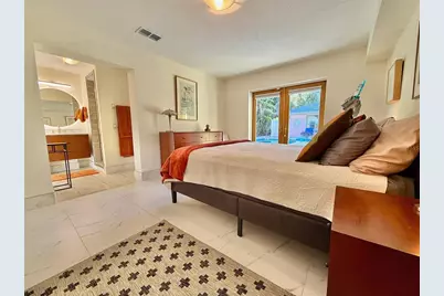 237 20th Avenue SE, Saint Petersburg, FL 33705 - Photo 15