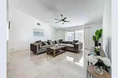 1909 Castle Bay Court, Oldsmar, FL 34677 - Photo 3