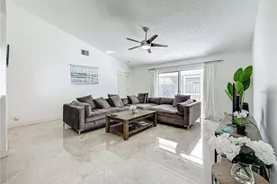 1909 Castle Bay Ct, Oldsmar, FL 34677 - Photo 3