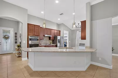 12153 Creek Preserve Drive, Riverview, FL 33579 - Photo 5