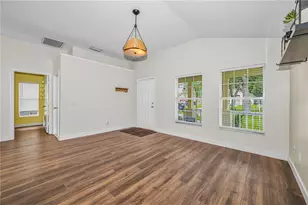 5229 Mango Fruit St, Seffner, FL 33584 - Photo 15