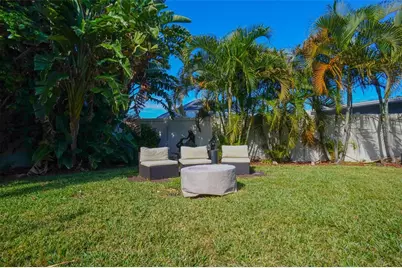 328 Carl Avenue, Belleair, FL 33756 - Photo 21