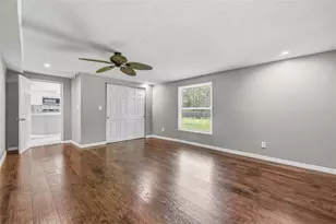 6145 Maplewood Dr, New Port Richey, FL 34653 - Photo 13