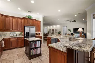 2622 Grand Lakeside Dr, Palm Harbor, FL 34684 - Photo 23