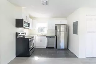 3520 1/2 8th Ave N, Saint Petersburg, FL 33713 - Photo 5