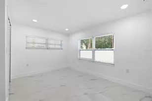 2535 19th St S, Saint Petersburg, FL 33712 - Photo 19