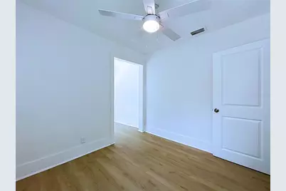 1835 24th Street S, Saint Petersburg, FL 33712 - Photo 21