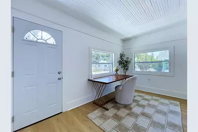 1835 24th Street S, Saint Petersburg, FL 33712 - Photo 3
