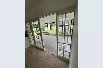 10612 108th Street N, Largo, FL 33778 - Photo 7