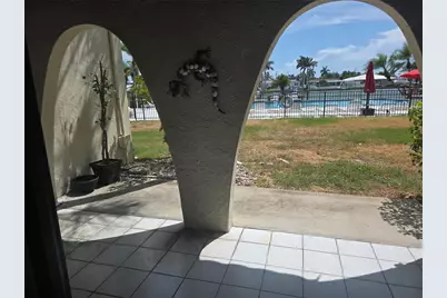 507 Plaza Seville Court #15, Saint Petersburg, FL 33706 - Photo 5