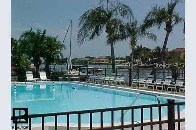 507 Plaza Seville Court #15, Saint Petersburg, FL 33706 - Photo 3