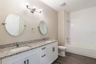 2058 Silverstone Cir, Clearwater, FL 33760 - Photo 9