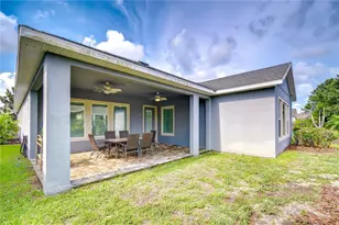 14014 Swallow Hl Dr, Lithia, FL 33547 - Photo 3