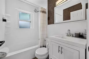 166 Pinellas Way N, Saint Petersburg, FL 33710 - Photo 19