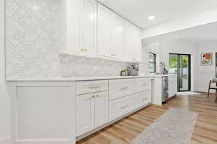 31 Pennsylvania Ln, Palm Coast, FL 32164 - Photo 9
