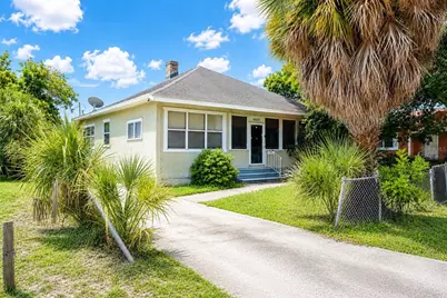 1944 12th Avenue S, Saint Petersburg, FL 33712 - Photo 1