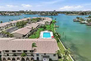 501 Plaza Seville Ct, Treasure Island, FL 33706 - Photo 35