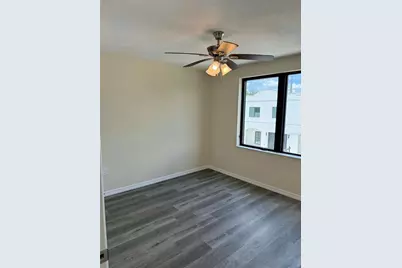 4346 Cambio Gardens Court, Tampa, FL 33610 - Photo 15