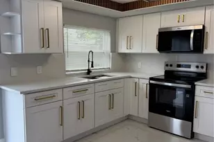 6205 Westport Dr, Port Richey, FL 34668 - Photo 5