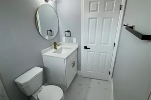 6205 Westport Dr, Port Richey, FL 34668 - Photo 9