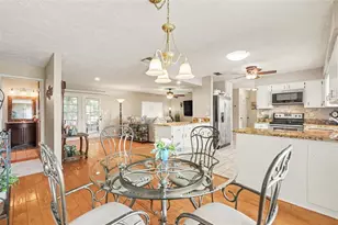 5623 Carie Ct, Zephyrhills, FL 33542 - Photo 11
