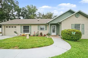 5623 Carie Ct, Zephyrhills, FL 33542 - Photo 3