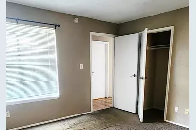 9100 Dr Martin Luther King Jr Street N #906, Saint Petersburg, FL 33702 - Photo 3