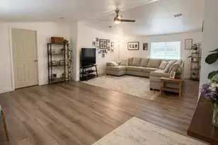 3627 Tom Matthews Rd, Lakeland, FL 33810 - Photo 3